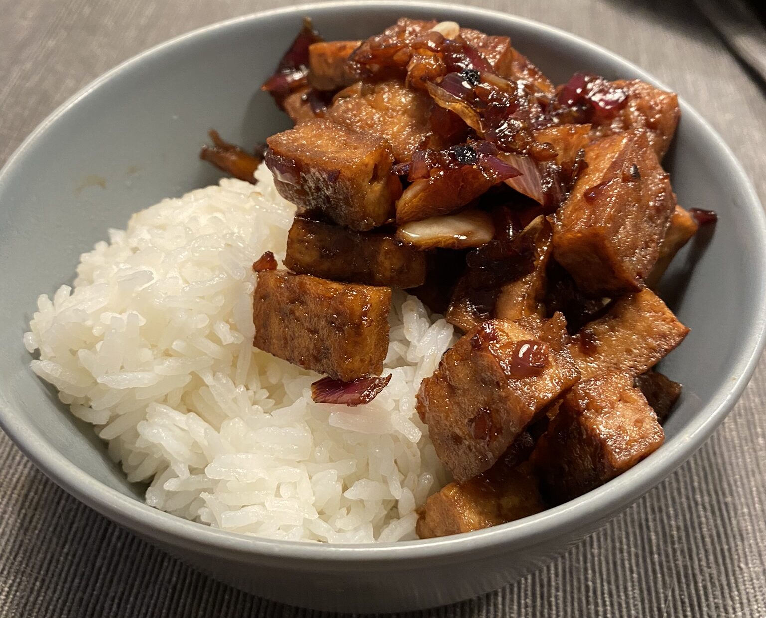 Adobong Tokwa (Filipijnse tofu adoba)